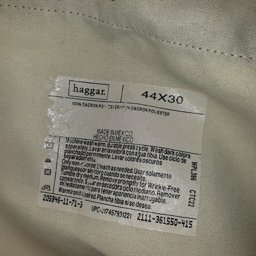 Hagger Lightweight Dress Pant for a Man